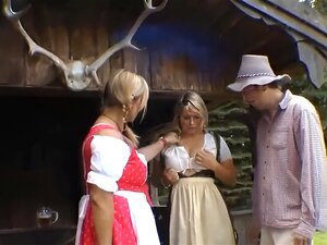 Experimenta la pasión desenfrenada mientras voluptuosas bellezas