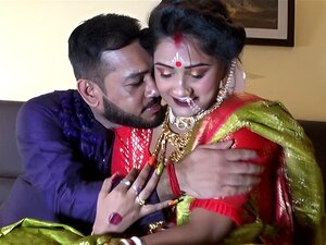 Chica India Recién Casada Sudipa Luna de miel Hardcore Primera noche