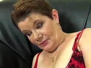 Zorra gorda europea madura en su primer casting porno