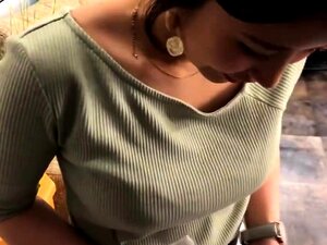 Pareja asiática amateur en una sesión salvaje de follada hardcore