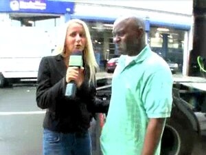 Chica sexy y salvaje recibe pago por follar 10