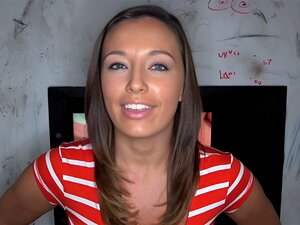 Sweetheart usa su boca para darle a su macho un entrenamiento de polla