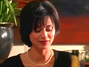 Compilación desnuda de Catherine Bell. Compilación desnuda de