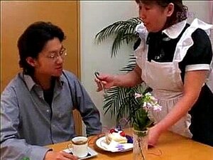 ¡abuela japonesa peluda sirvienta!