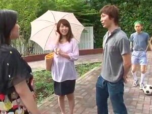 La fabulosa puta japonesa Misa Yuuki en un increíble clip público