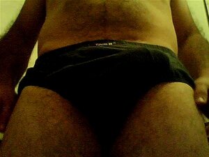 Yo solo masturbándome
