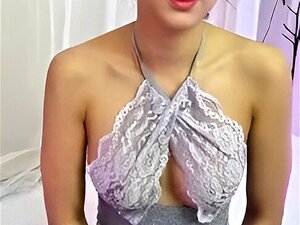 Tímida pero muy linda chica japonesa en solitario coño fresco