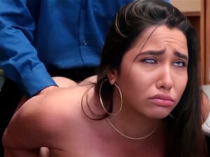 El trato policial está llegando al robo de ropa