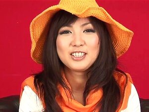 La ambiciosa morena Sayuri Ito sabe exactamente lo que quiere -