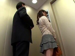 Experimenta el lado salvaje de Japón con Yuria y su amante en una