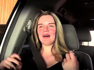 Victoria tetona follada anal antes de su primera corrida interracial