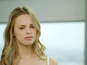 ¡La modelo fresca y caliente Jillian Janson follada en el culo!