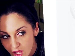 Brazzers - Ava es una buena gata
