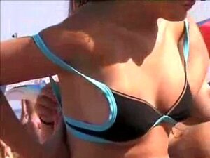 Chicas en topless - video voyeur. Bebé en topless - video de voyeurs