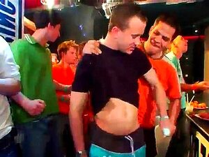 Sexo gay indio mueve el pecho por porno y sexo emo gay lindo chico