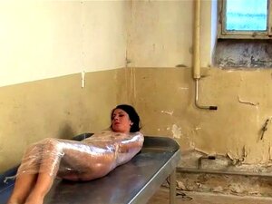 BDSM de una encantadora estrella porno disfrutando de todas las cosas