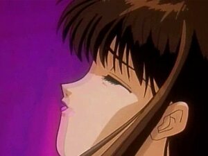 Hermosa shemale hentai teniendo un trío