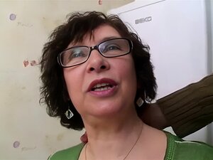 Abuela francesa Ginette follada anal
