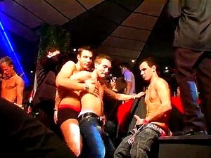 La actualización de la velada de hoy de la película de sexo gay de