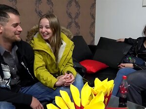 Mira Esposas Traviesas Durante el Experimento de Intercambio de