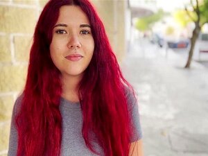 SlutLocura - Torbe folla duro a Lilly Brans