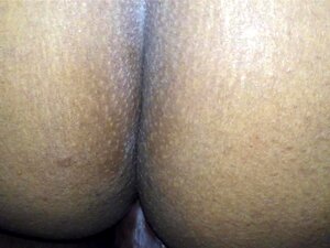 Milf negra estirada analmente