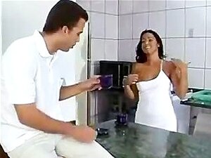 Sexo Brasileño. Corridas latinas latinas tragando español brasileño