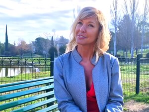 ¡Emmy, una masajista de 46 años, prueba suerte en un casting con