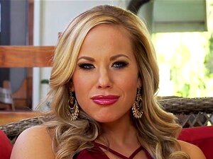 Olivia Austin, Michael Vegas en Olivia Austin Sex Challenge -