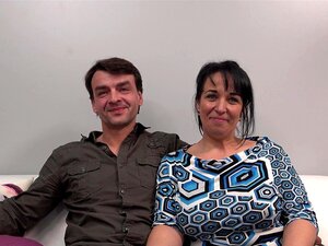 Madura mega-zorra con tetas enormes en una audición