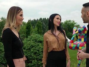 Dos flacas Sasha Rose y Ruby Shades se unieron a la enorme polla de