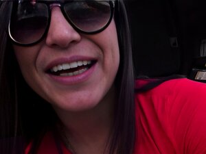 Abella Danger toma un viaje por carretera lleno de sexo a través del