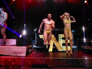 WE Party: WE Cosmetics london coronet 05