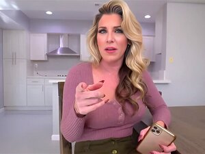 ¡Omg! Encontré el video porno de mi madrastra