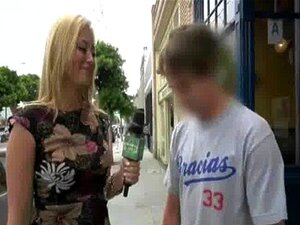 Un poco de cuerpo sexy desnudo por dinero 13