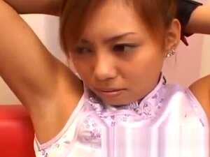 La japonesa divina y tetona Aya Fujii en una actuación hardcore real