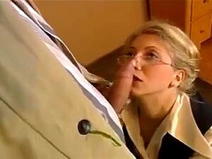 Profesora Rubia de Anal, Profesoras Rubias de Anal