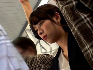 Asiática japonesa con coño lamido, manoseada y