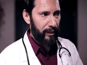 PURO fetiche, doctor, creampies, mujer desesperada frente a su marido