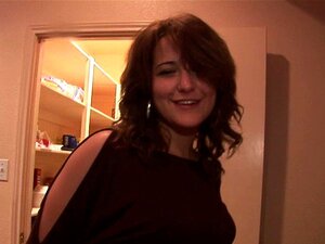 zorra de primavera con dedos explosivos. dedos explotando en las