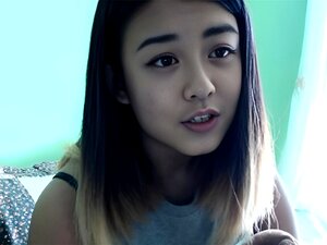 Experimenta el máximo placer con una ardiente belleza japonesa en un