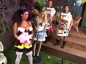 Zorra británica de cabello dorado en una escena de follada,