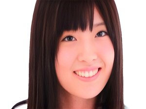 Descubre el atractivo seductor de una hermosa chica japonesa en esta