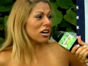 Chica sexy y salvaje recibe pago por follar 27