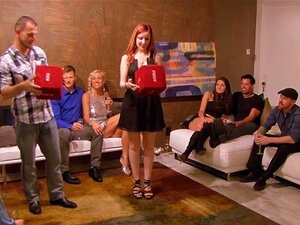 Swingers intercambian parejas y una orgía masiva. Un grupo de